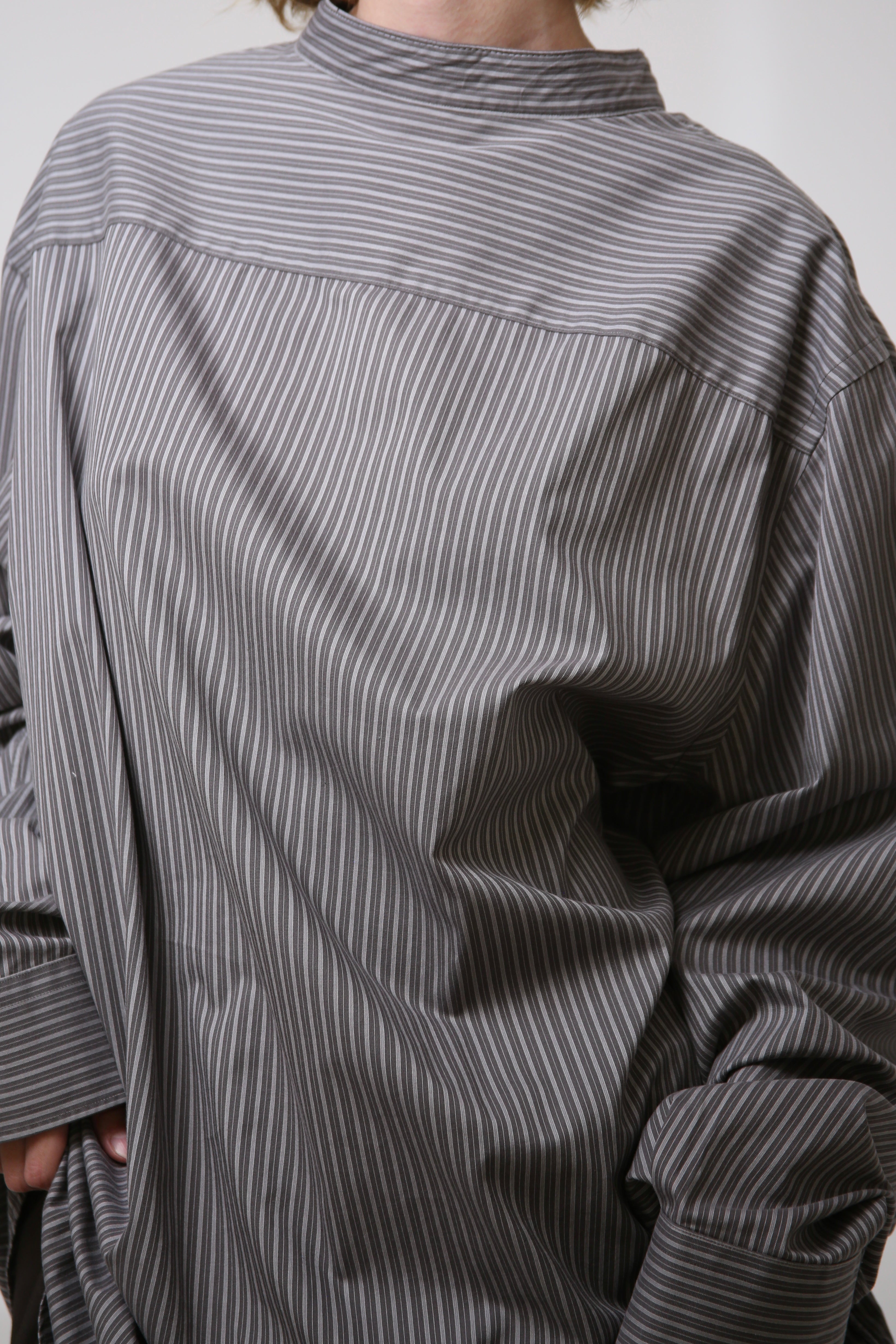 CAMISA ENSO - TALLA M - GRIS RAYAS