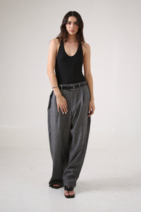 PANTALÓN URRARA - TALLA M - GRIS