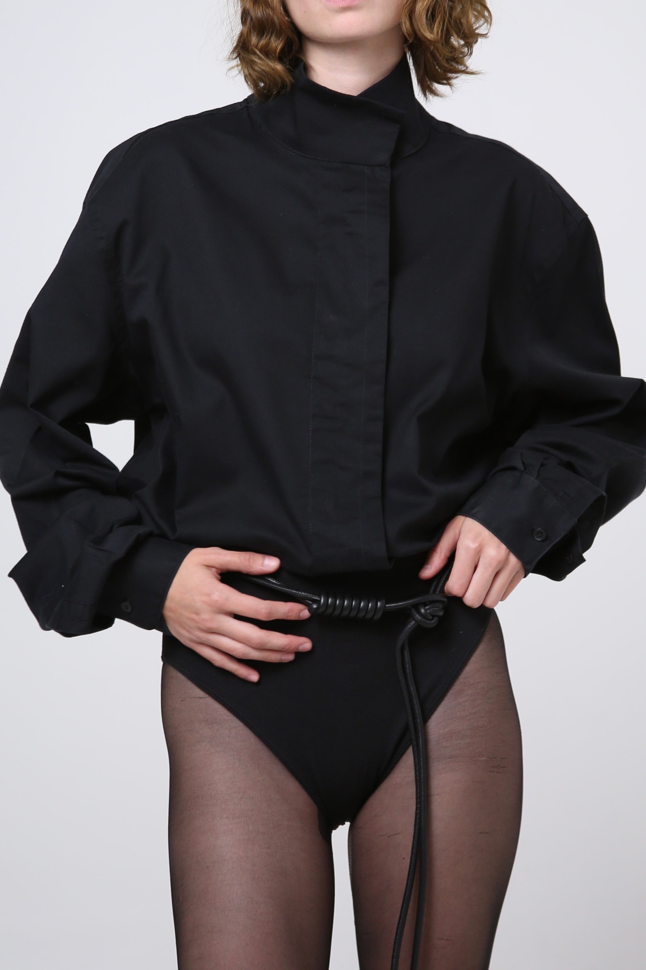 CAMISA NEKKU - TALLA S/M - NEGRO