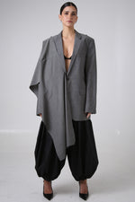 Cargar imagen en el visor de la galería, BLAZER MANTO - TALLA S/M - GRIS
