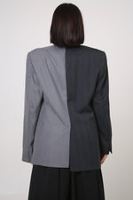 Cargar imagen en el visor de la galería, BLAZER DU - TALLA S - MITAD GRIS CLARO y GRIS OSCURO RAYA DIPLOMÁTICAS
