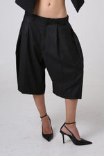 Cargar imagen en el visor de la galería, BERMUDA URRARA - TALLA M - NEGRO
