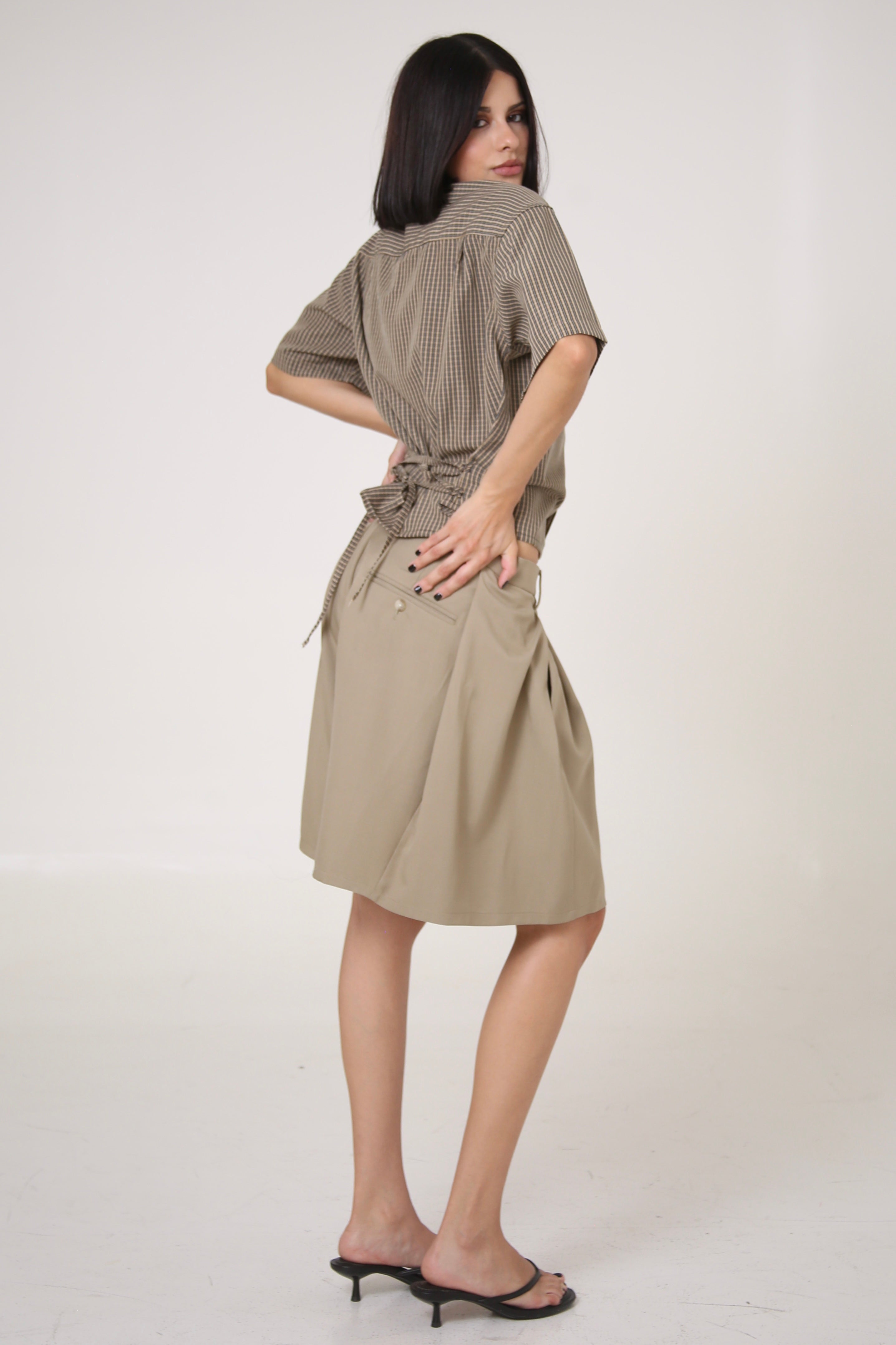 BERMUDAS URRARA - TALLA M - BEIGE