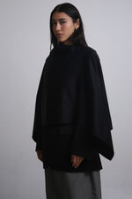 Cargar imagen en el visor de la galería, BLAZER CAPA - NEGRO - TALLA M
