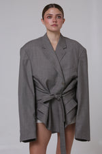 Cargar imagen en el visor de la galería, BLAZER KOTO - TALLA M/L - GRIS
