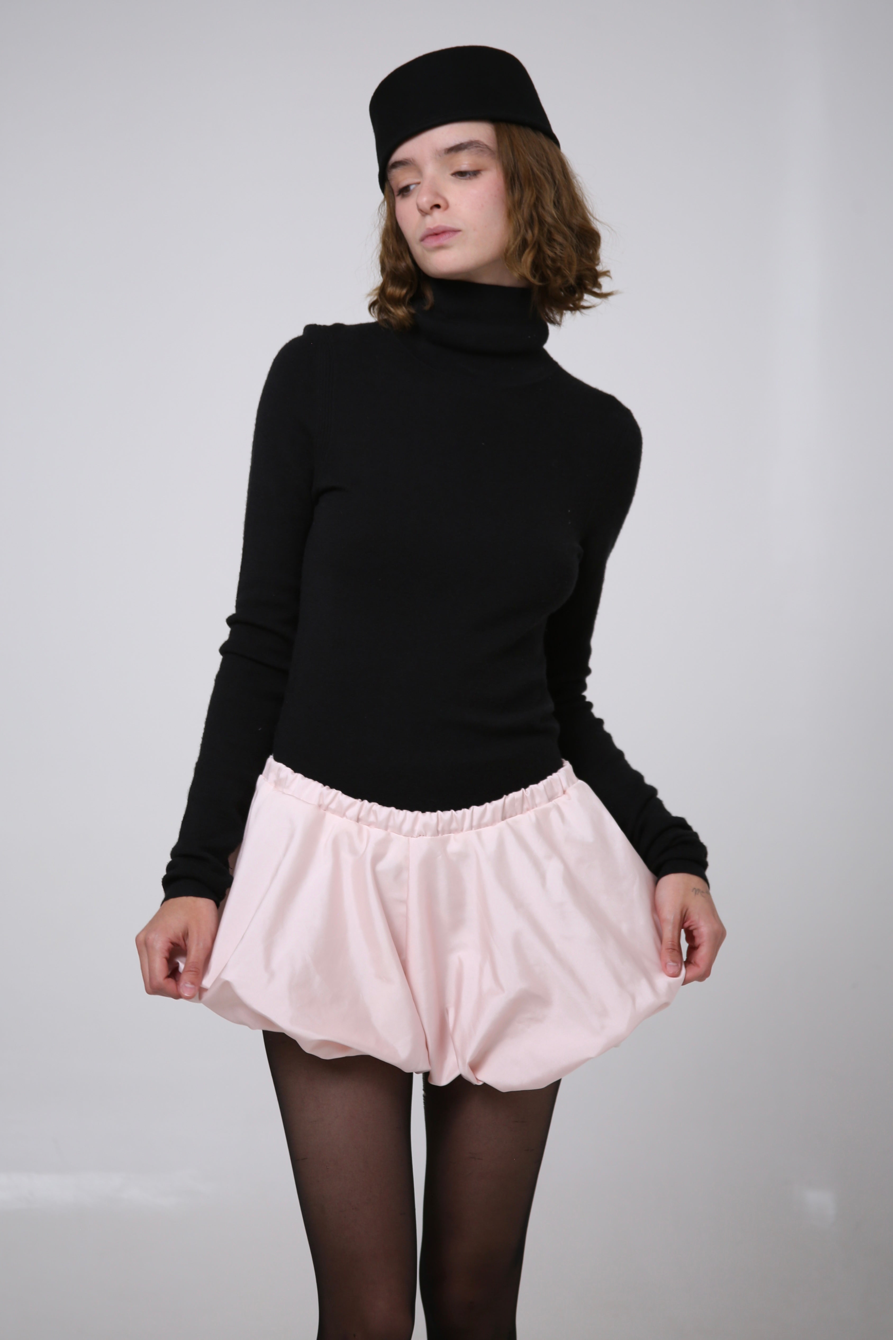 SHORT SAORI - TALLA S/M - ROSA SATINADO