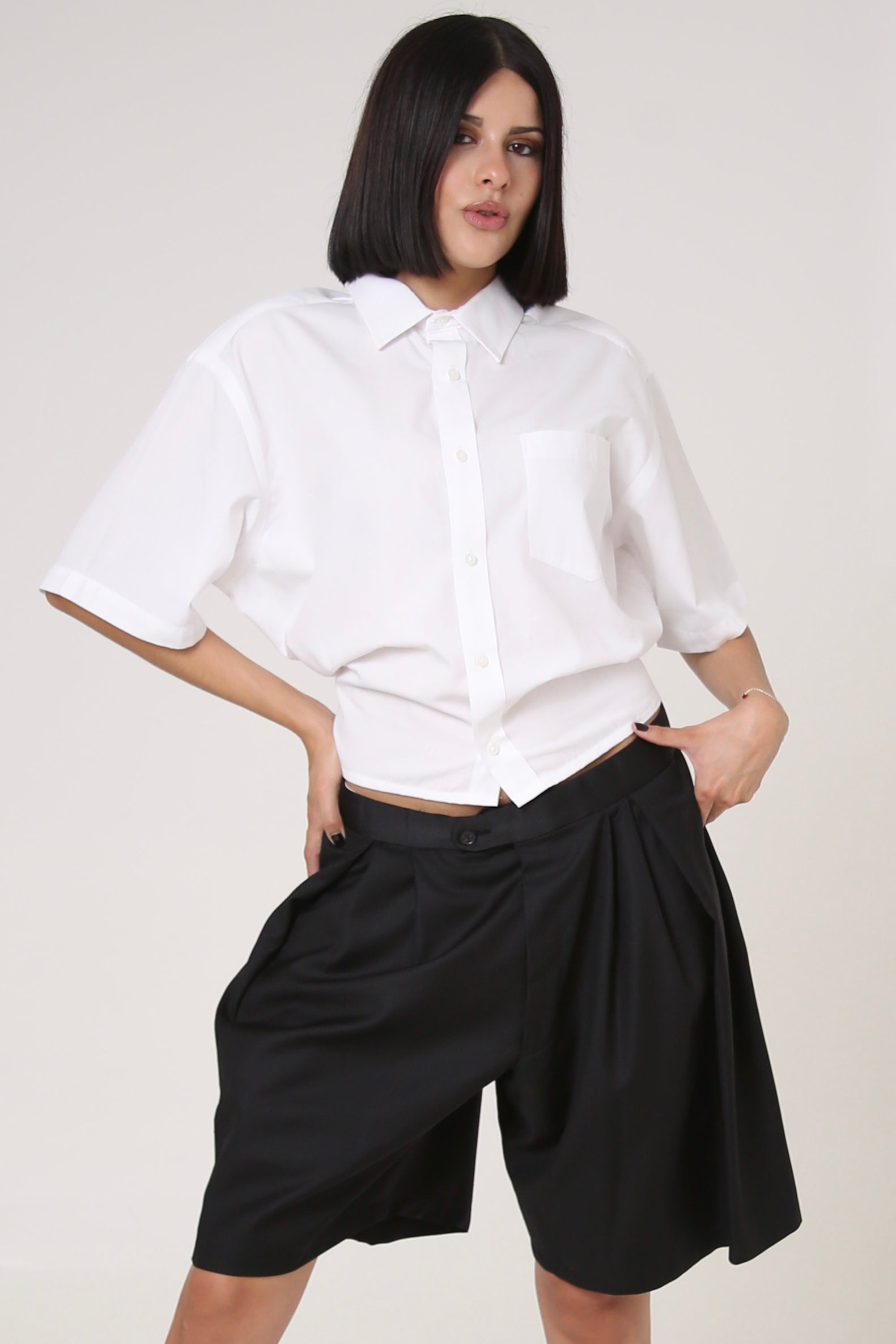 BERMUDAS URRARA - TALLA M - NEGRO TEXTURA RAYAS