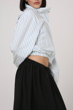 Cargar imagen en el visor de la galería, CAMISA NEKKU - TALLA M - BLANCA RAYS AZULES
