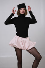 Cargar imagen en el visor de la galería, SHORT SAORI - TALLA S/M - ROSA SATINADO
