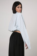 Cargar imagen en el visor de la galería, CAMISA NEKKU - TALLA M - BLANCA RAYS AZULES
