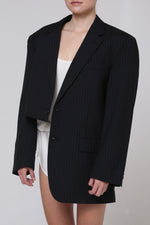 Cargar imagen en el visor de la galería, BLAZER SOMA - TALLA M - NEGRO RAYAS
