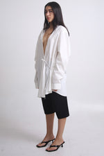 Cargar imagen en el visor de la galería, CAMISA KIMONO - UNITALLA
