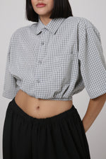Cargar imagen en el visor de la galería, CAMISA MUSUBI - TALLA S - BLANCA CUADROS GRISES
