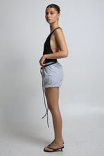 Cargar imagen en el visor de la galería, SHORTS NETSU - TALLA XS
