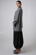 Cargar imagen en el visor de la galería, BLAZER MANTO - TALLA S/M - GRIS
