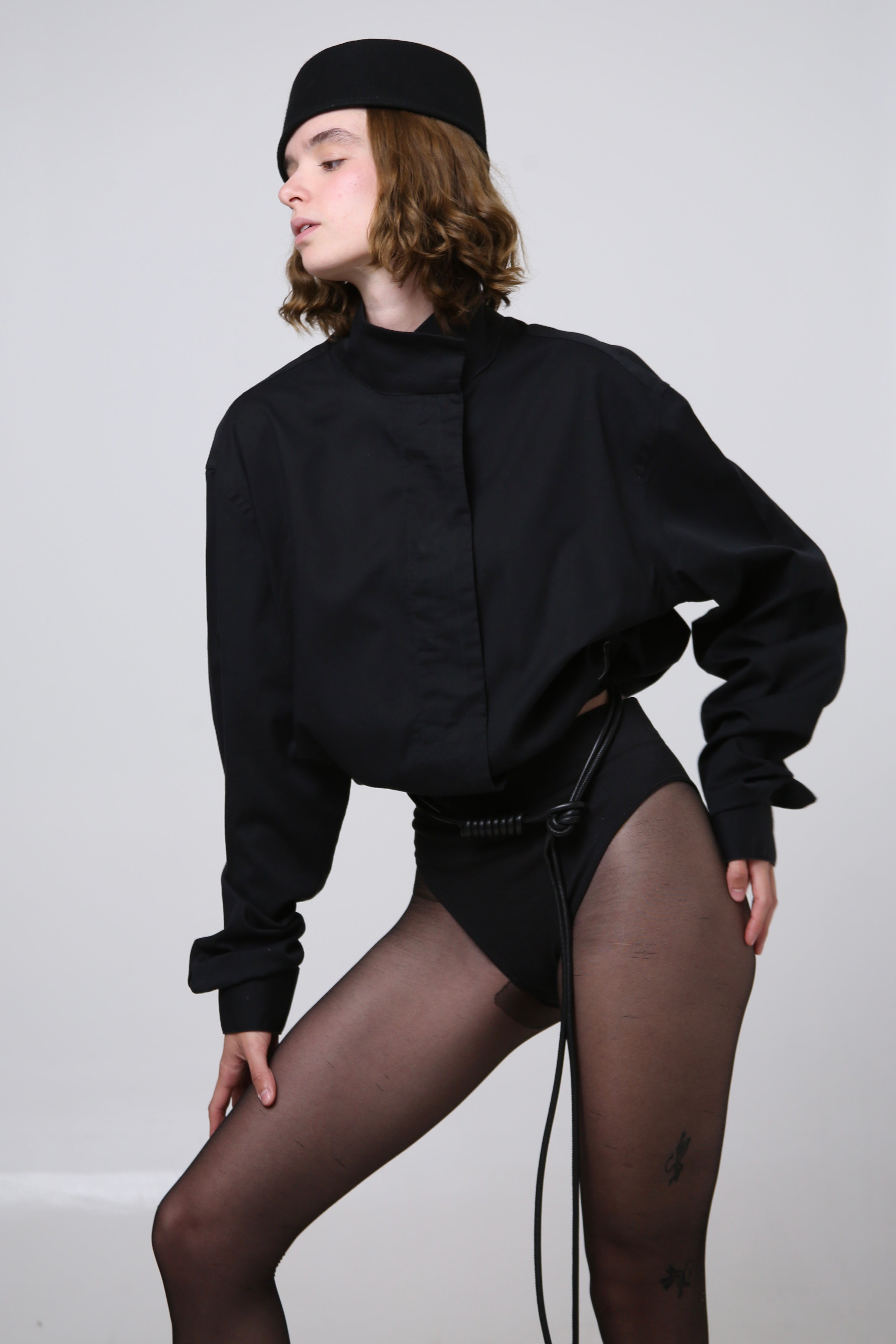 CAMISA NEKKU - TALLA S/M - NEGRO