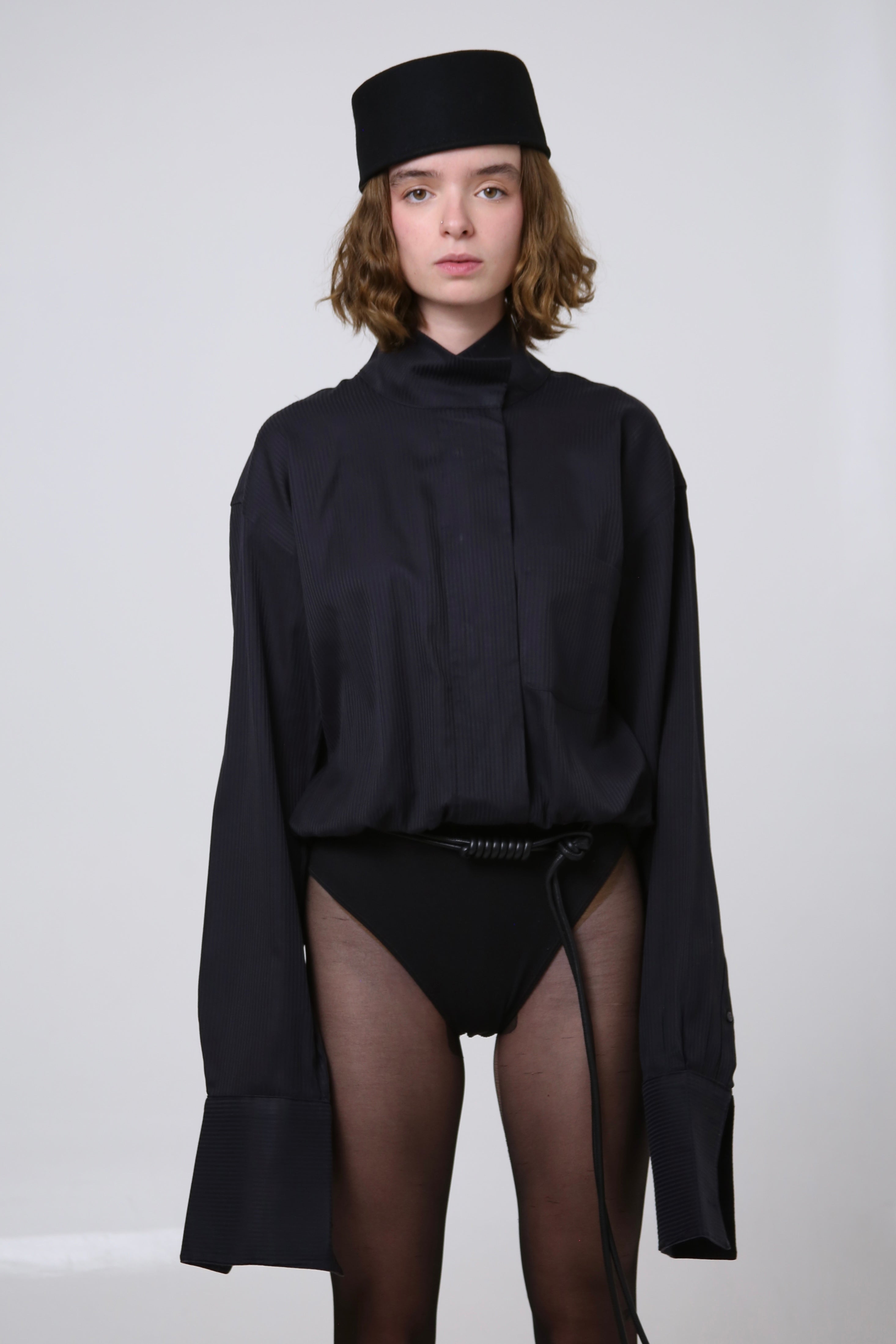 CAMISA NEKKU - TALLA S/M - NEGRA TEXTURA RAYAS