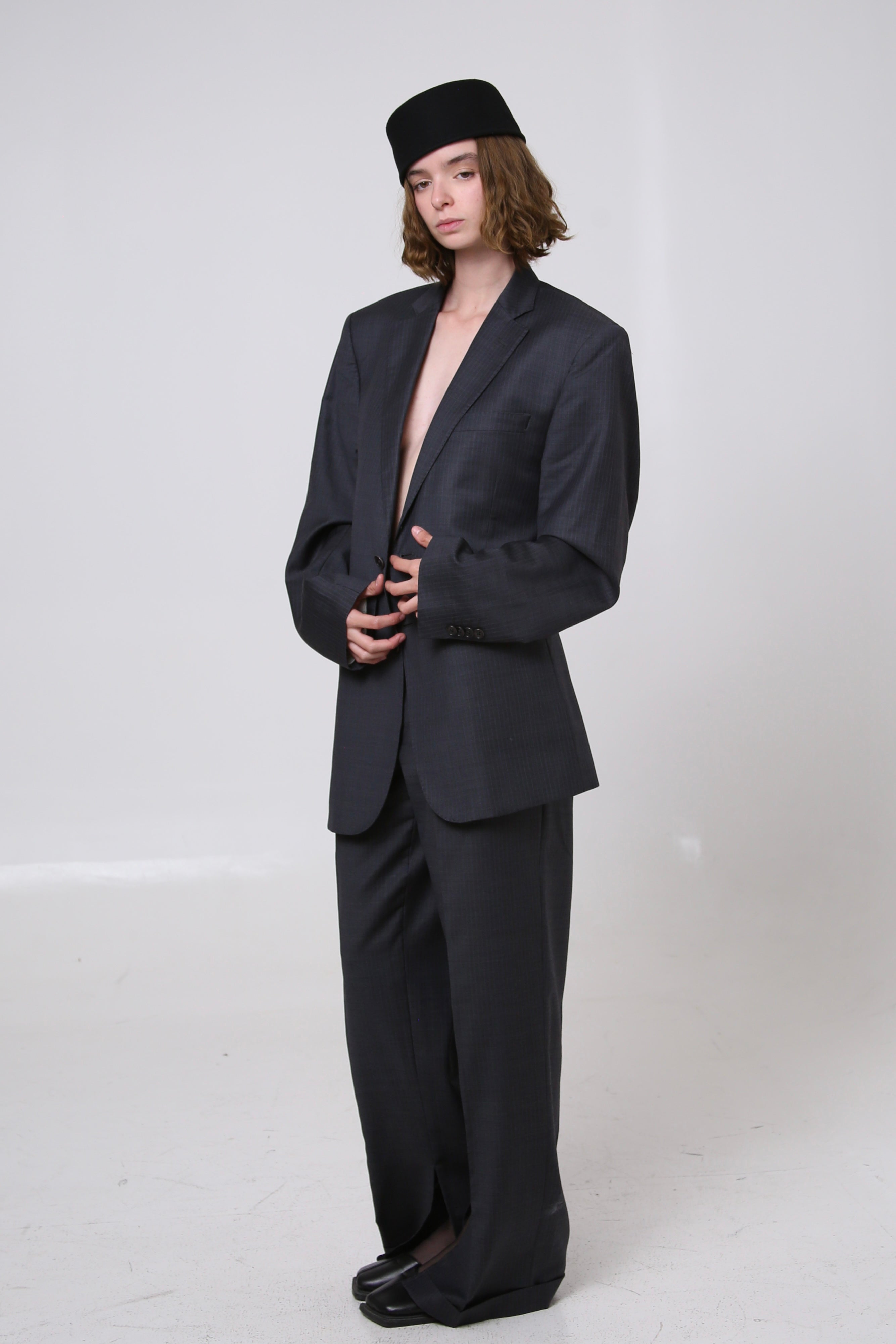 SUIT SUKA - TALLA M - GRIS OXFORD