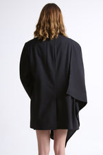 Cargar imagen en el visor de la galería, BLAZER MANTO - TALLA S/M - NEGRO TEXTURA RAYAS
