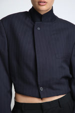 Cargar imagen en el visor de la galería, BLAZER KEI - TALLA S - AZUL MARINO RAYAS DIPLOMÁTICAS
