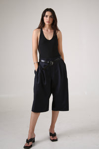 BERMUDAS URRARA - TALLA M - AZUL MARINO