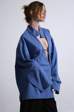 Cargar imagen en el visor de la galería, TOP KAI - TALLA L/XL - AZUL
