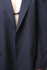 Cargar imagen en el visor de la galería, BLAZER ENSO - TALLA L - AZUL MARINO RAYAS
