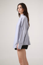 Cargar imagen en el visor de la galería, CAMISA ENSO - GRIS - TALLA S
