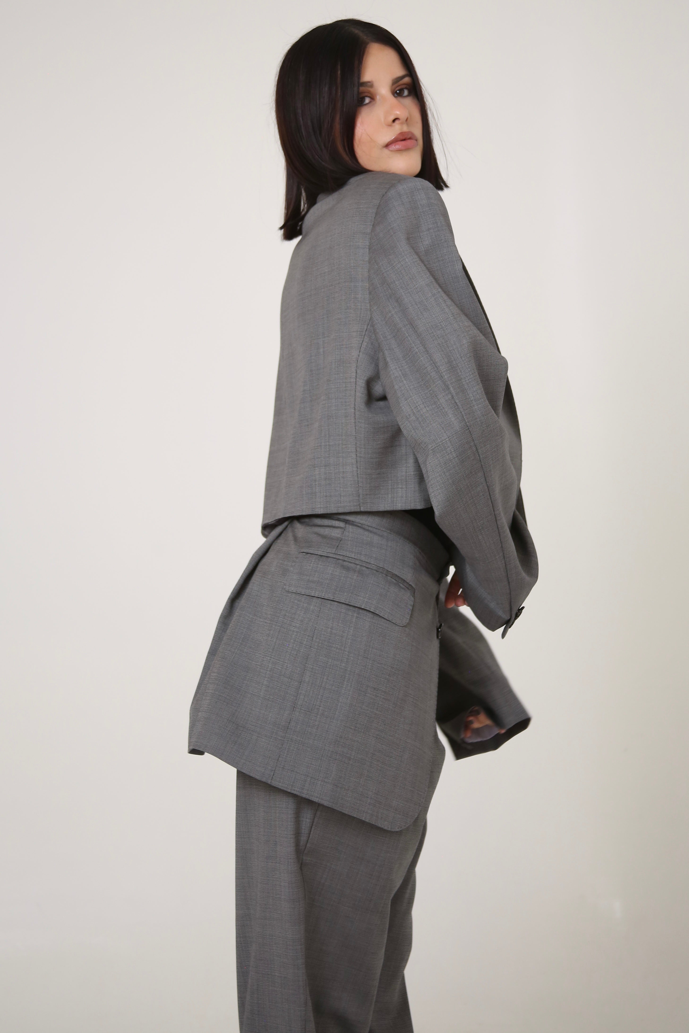 PANTALÓN SUKA - TALLA M  - GRIS