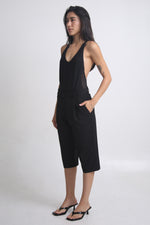 Cargar imagen en el visor de la galería, PANTALON CAPRI - TALLA S - NEGRO
