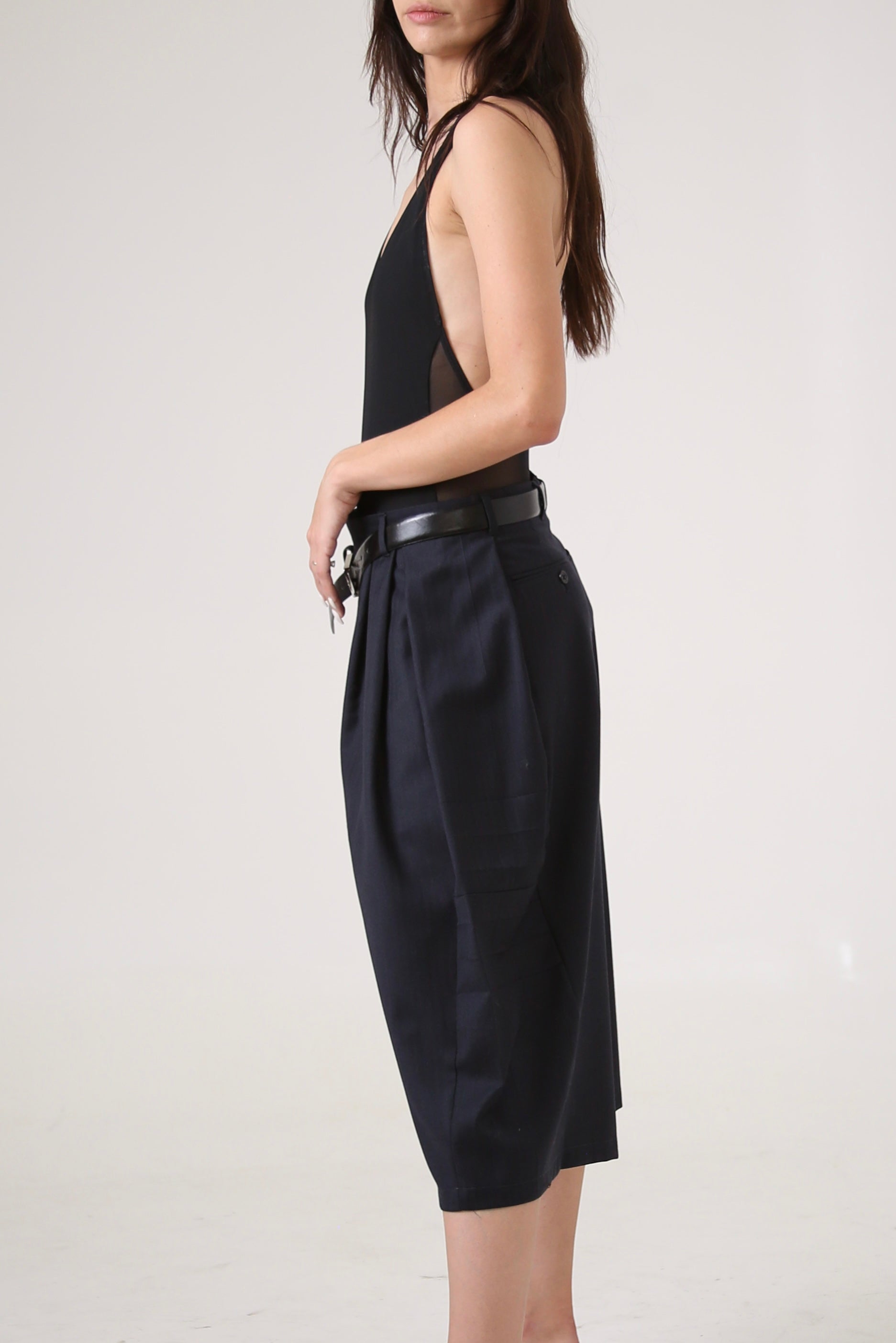 BERMUDAS URRARA - TALLA M - AZUL MARINO