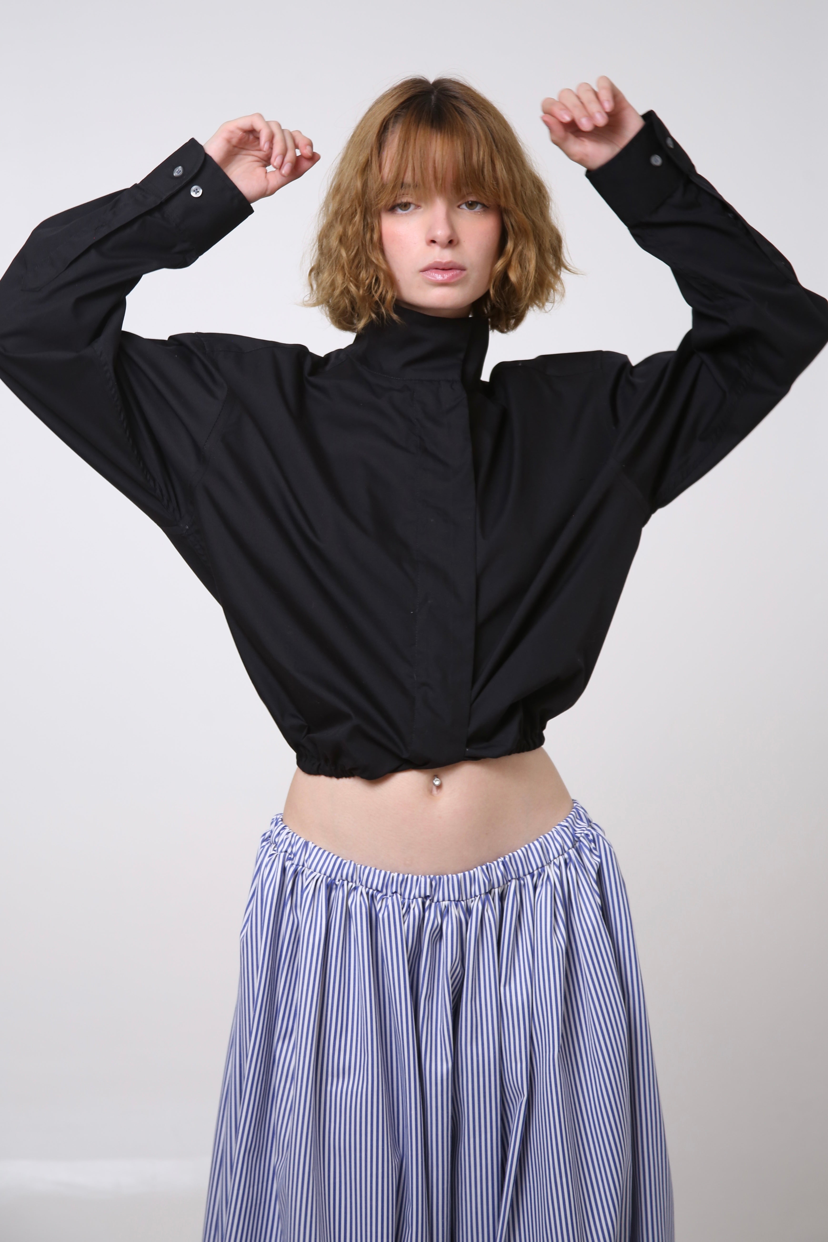 CAMISA NEKKU - TALLA S/M - NEGRA