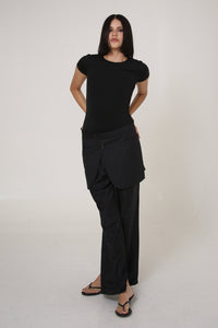 PANTALÓN SUKA - TALLA M - AZUL MARINO RAYAS