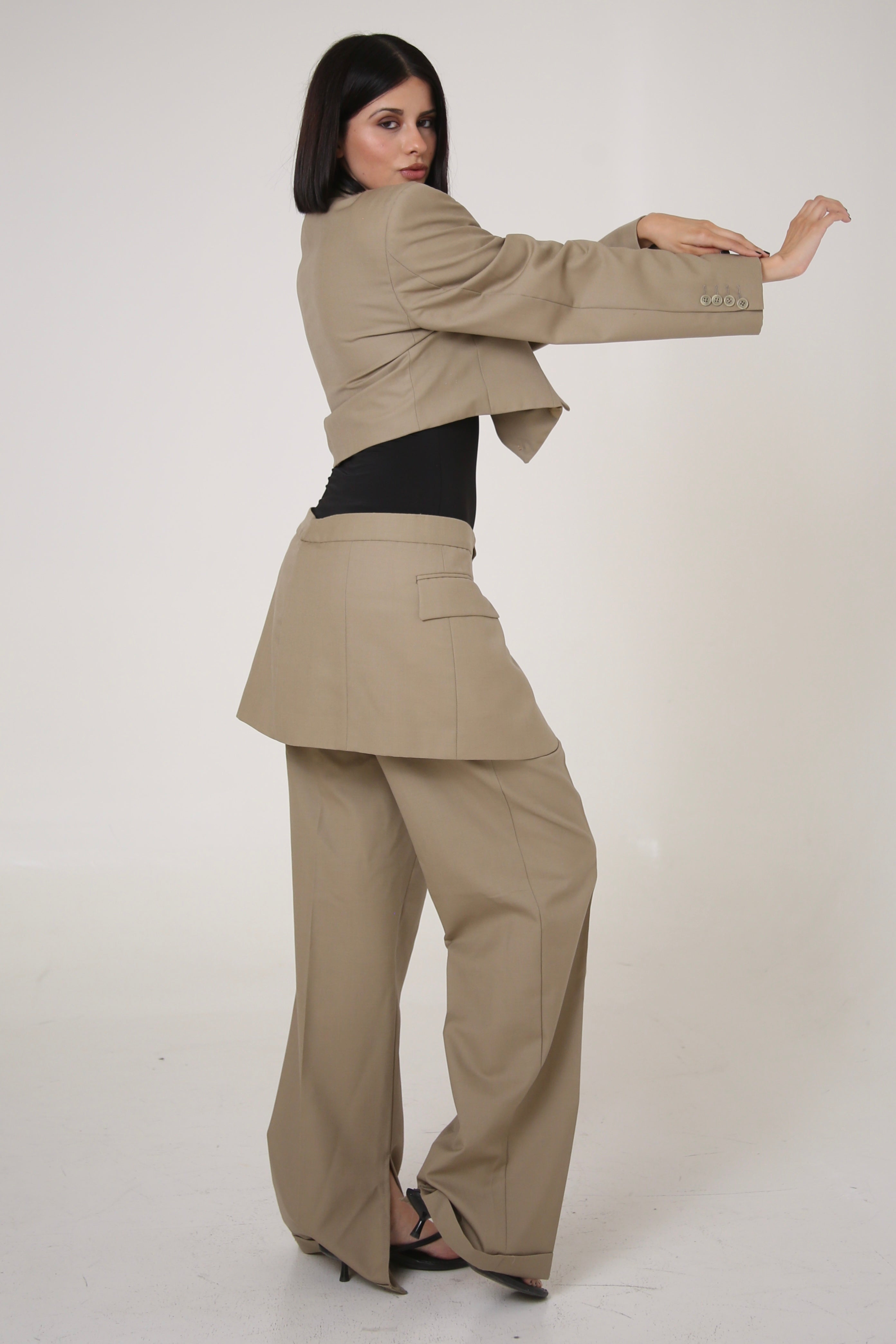 PANTALÓN SUKA - TALLA M - BEIGE