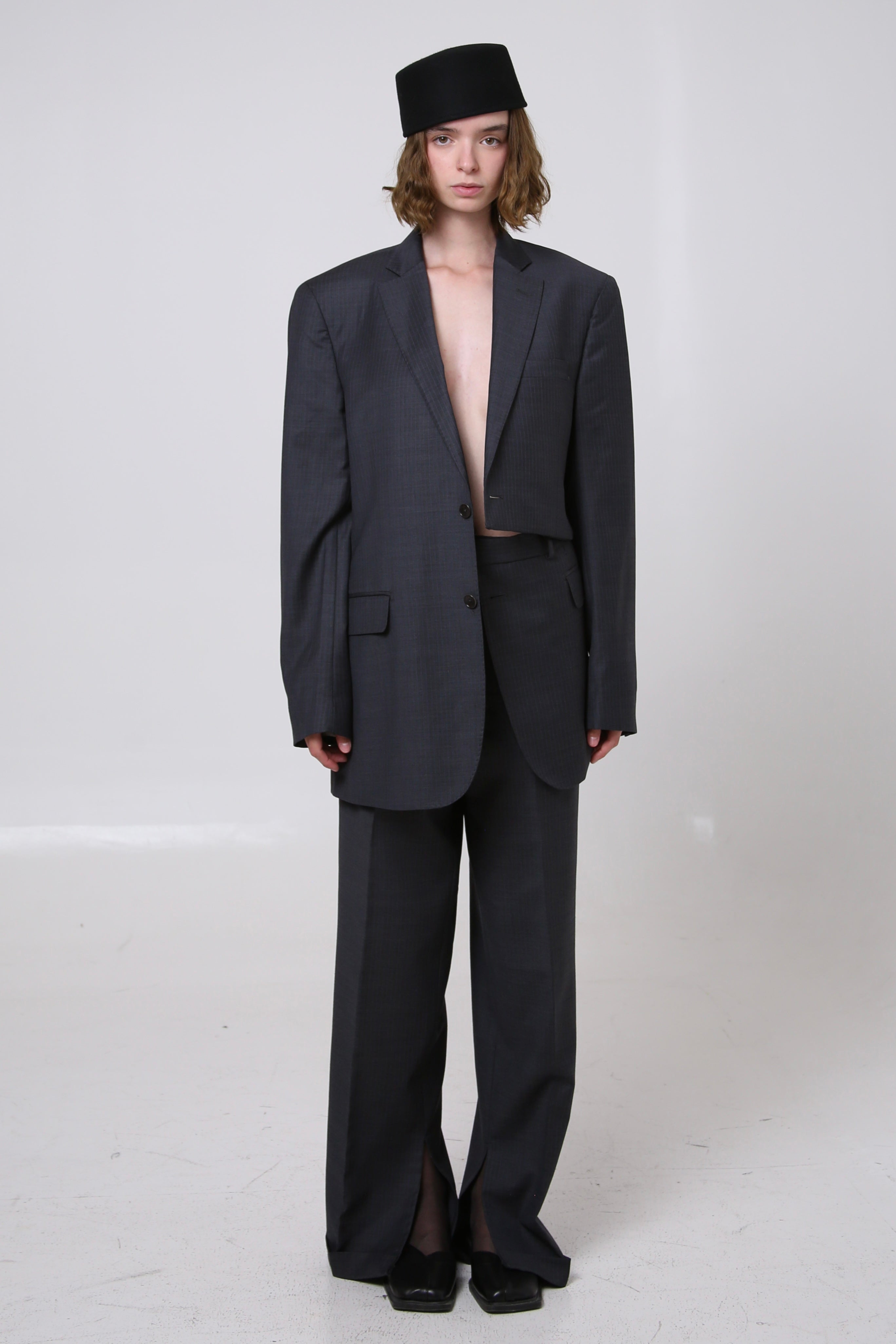 SUIT SUKA - TALLA M - GRIS OXFORD