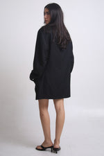 Cargar imagen en el visor de la galería, BLAZER KIYO - NEGRO - TALLA M/L

