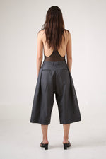 Cargar imagen en el visor de la galería, BERMUDAS URRARA - TALLA M - GRIS
