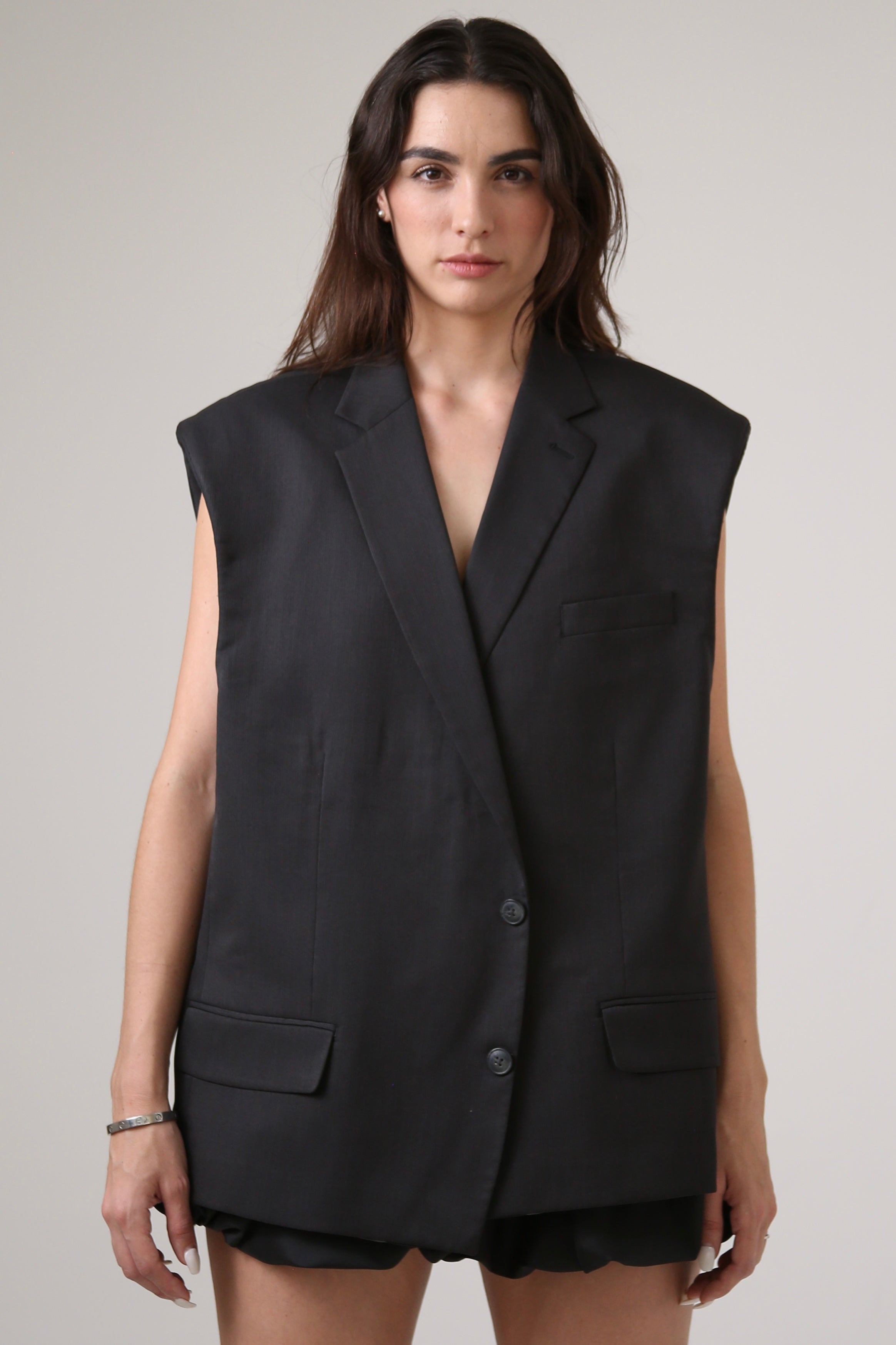 VEST HYO - TALLA M - GRIS OXFORD TEXTURA RAYAS