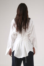 Cargar imagen en el visor de la galería, CAMISA KURO - TALLA M - BLANCA
