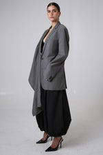 Cargar imagen en el visor de la galería, BLAZER MANTO - TALLA S/M - GRIS
