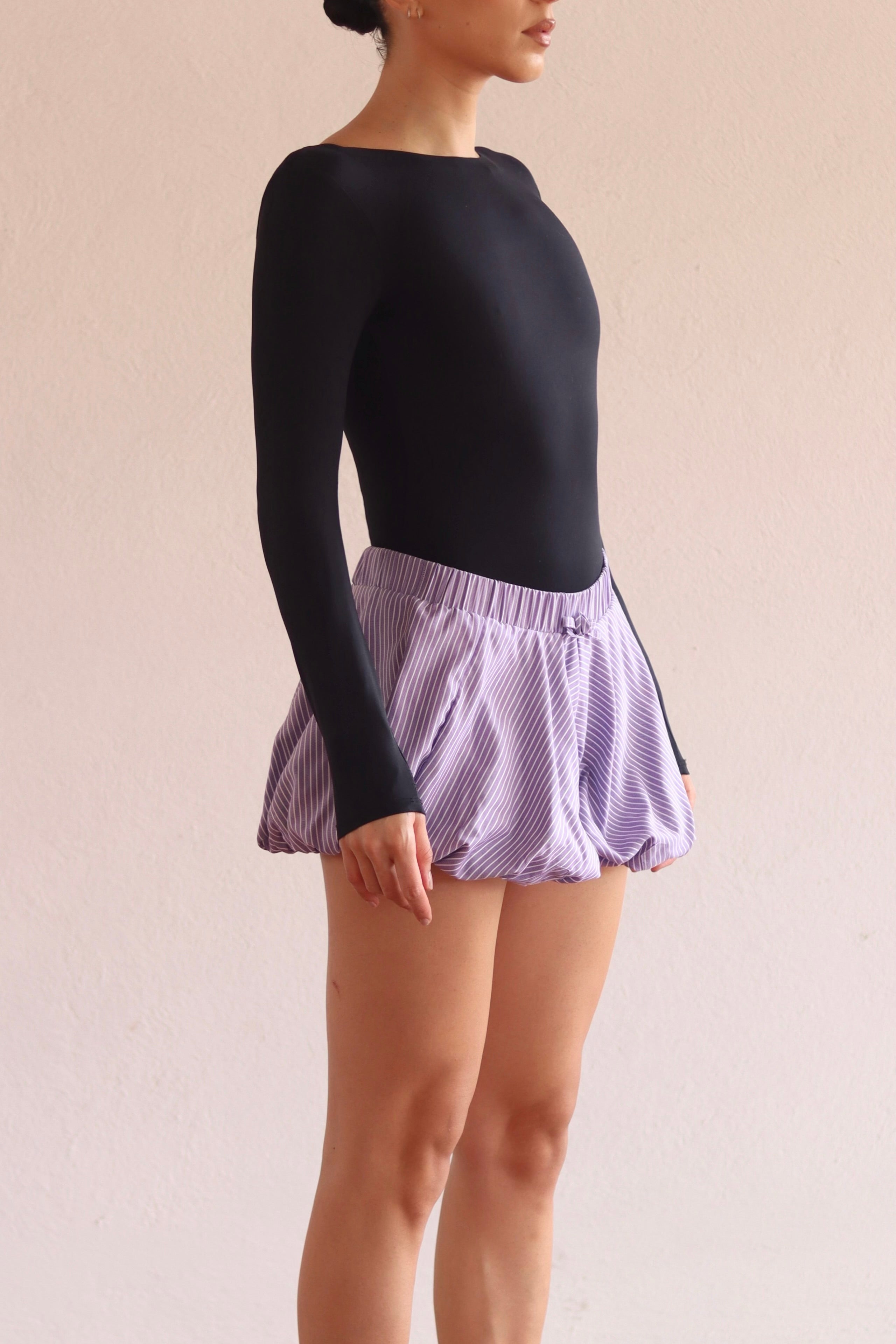 SHORTS SAORI - TALLA S-M - MORADO RAYAS BLANCAS