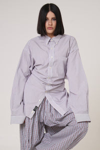 CAMISA YUNA - TALLA M - RAYAS AZULES Y ROJAS