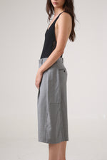 Cargar imagen en el visor de la galería, BERMUDAS URRARA - TALLA M - GRIS
