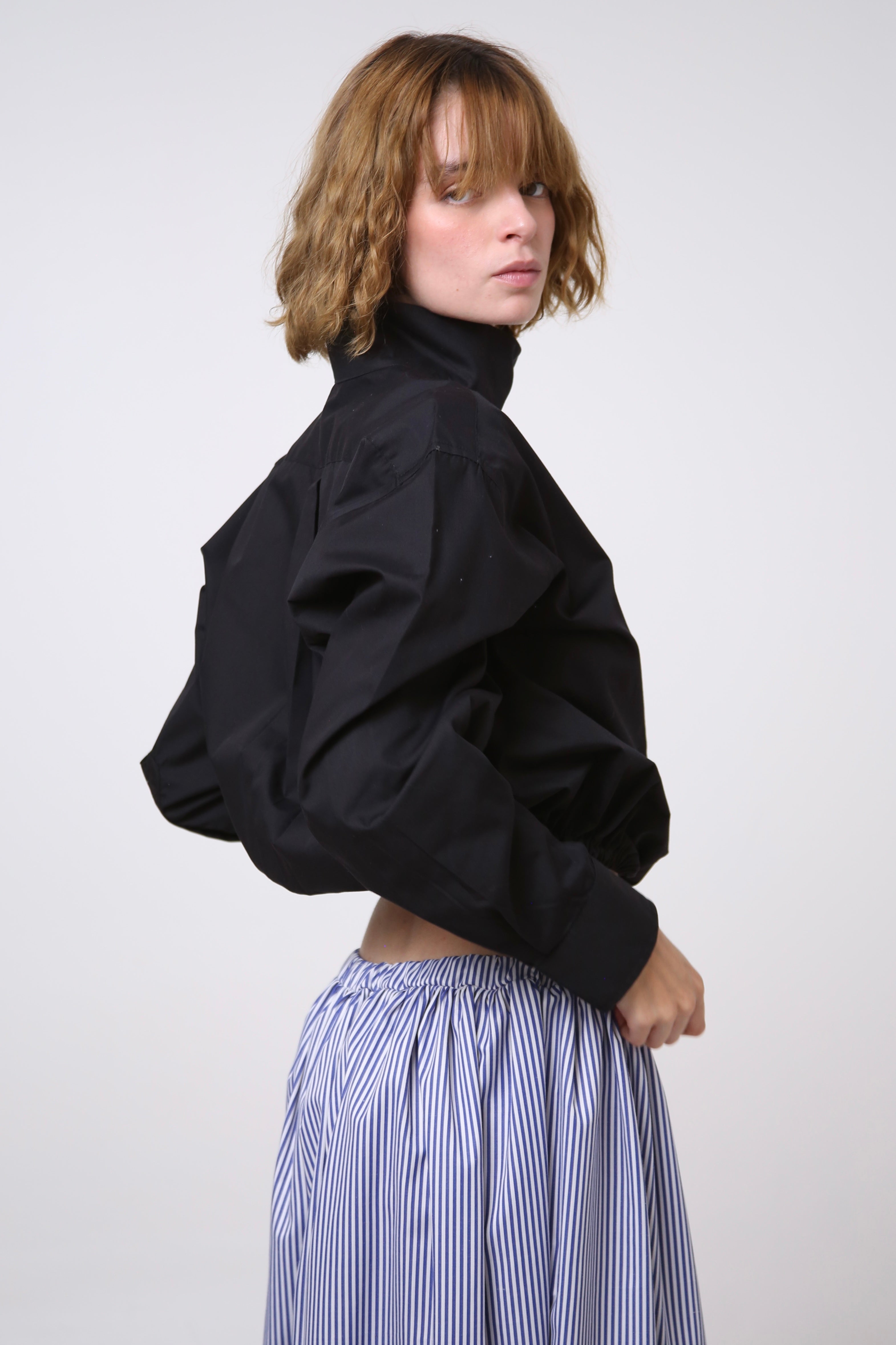 CAMISA NEKKU - TALLA S/M - NEGRA