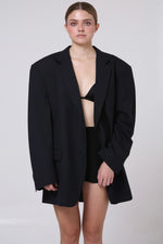 Cargar imagen en el visor de la galería, BLAZER ENSO - TALLA L - AZUL MARINO RAYAS
