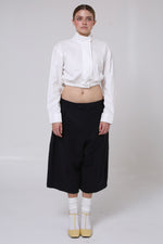 Cargar imagen en el visor de la galería, BERMUDA URRARA - TALLA M - AZUL MARINA
