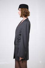Cargar imagen en el visor de la galería, BLAZER KIMONO - TALLA S/M - GRIS RAYA DIPLOMÁTICA
