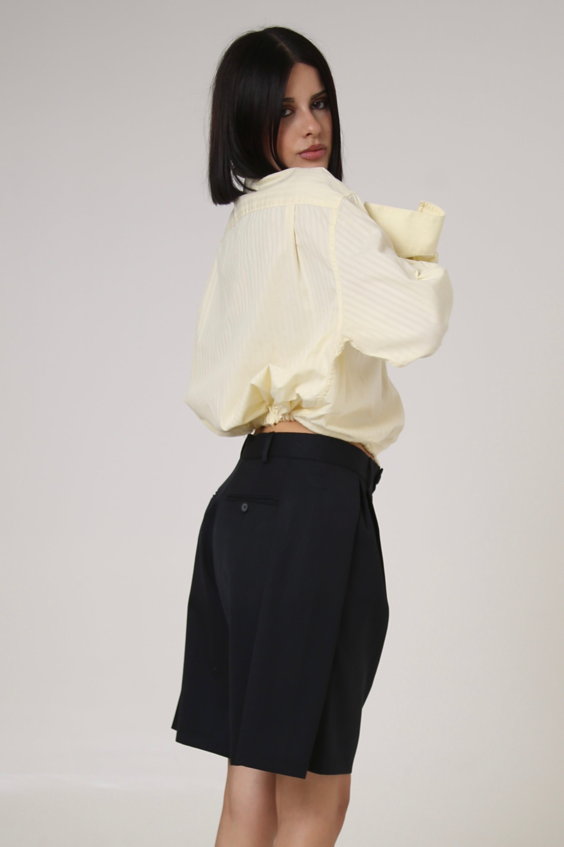 BERMUDAS URRARA - TALLA M - AZUL MARINO