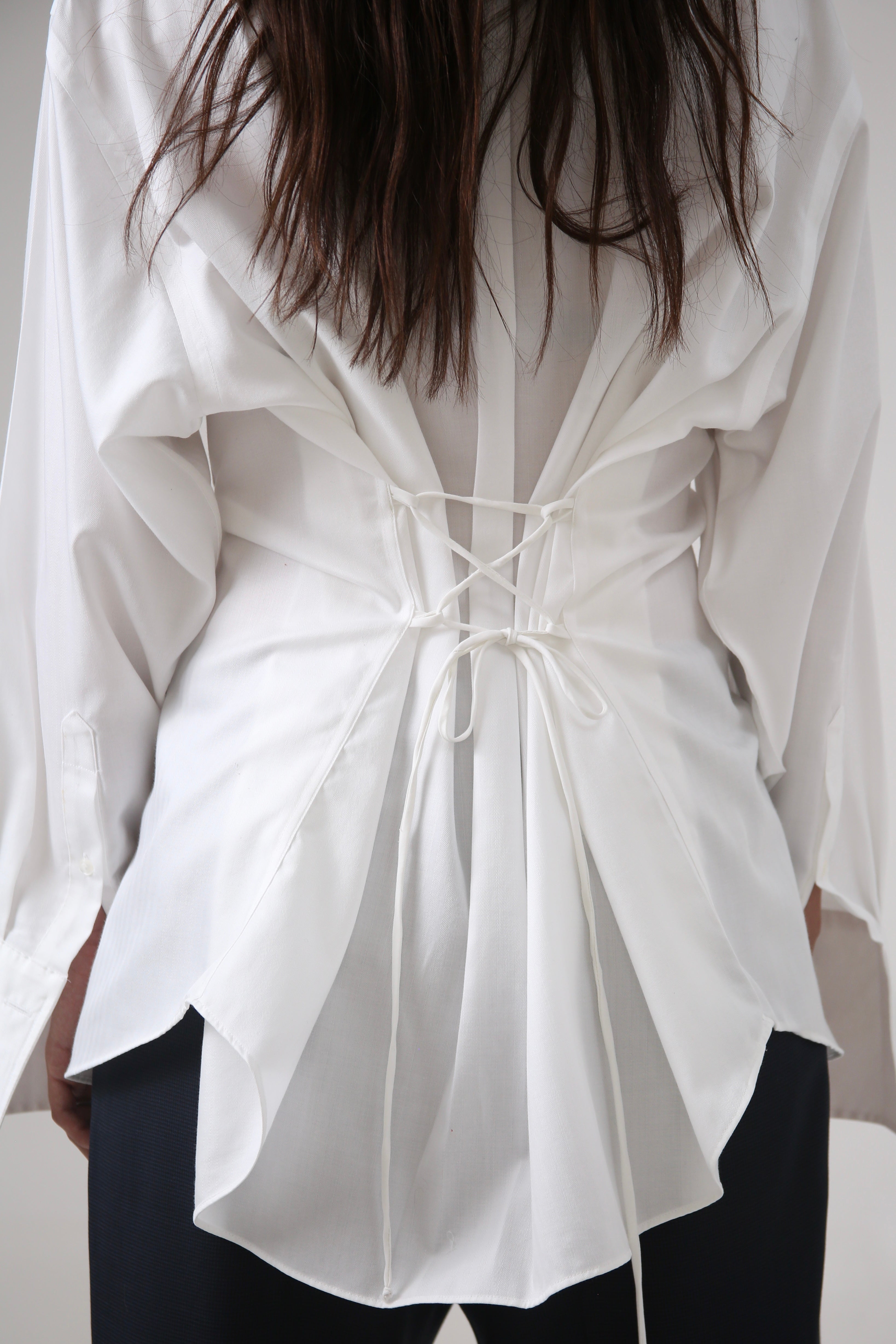 CAMISA KURO - TALLA M - BLANCA