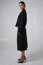 Cargar imagen en el visor de la galería, BERMUDA URRARA - TALLA M - NEGRO
